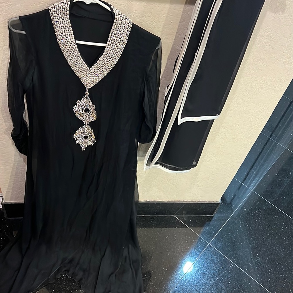 3 pcs chiffon black gown Pakistani/Indian wedding wear